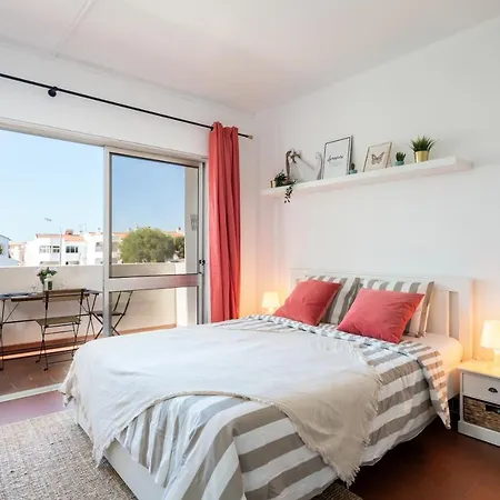 Apartamento Silchoro - Estúdio Remodelado Com Ac E Piscina Em *